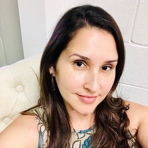 Meet your Posher, Stefanie